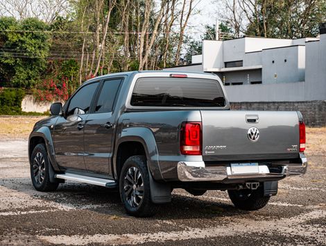 VolksWagen AMAROK Highline CD 3.0 4x4 TB Dies. Aut.