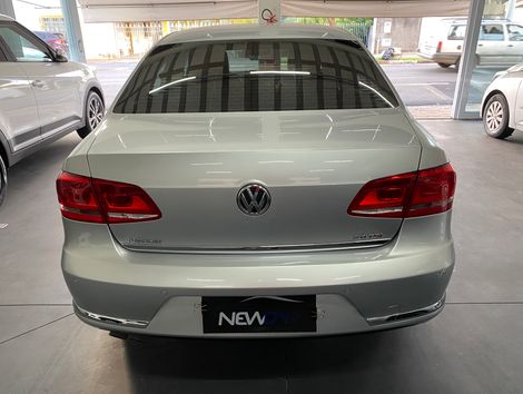 VolksWagen Passat TB 2.0 FSI/TSI 211cv Tiptronic 4p