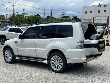 Mitsubishi Pajero HPE Full 3.2 4x4 T.I.Dies. 5p Aut