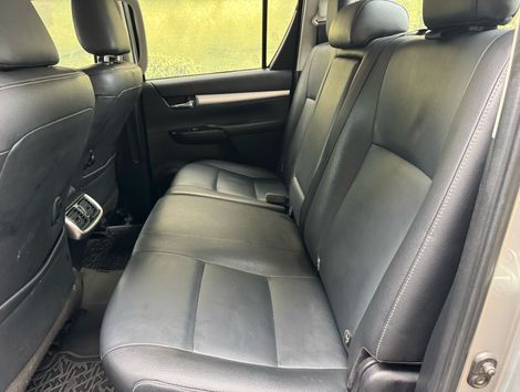 Toyota Hilux CD SRV 4x4 2.8 TDI Diesel Aut.