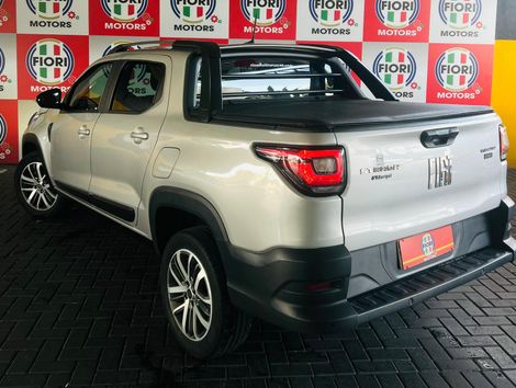Fiat Strada Volcano 1.3 Flex 8V CD
