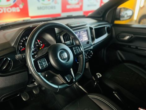 Fiat Strada Volcano 1.3 Flex 8V CD