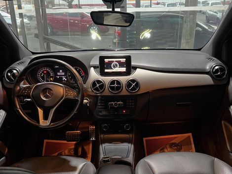 Mercedes Classe B 200 CGI 1.6 TB Sport 156cv Aut
