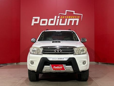 Toyota Hilux SW4 SRV D4-D 4x4 3.0 TDI Dies. Aut