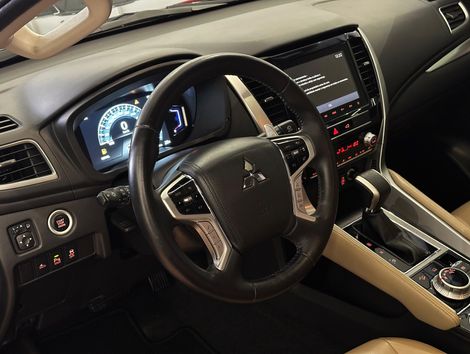 Mitsubishi Pajero Sport HPE-S 2.4  4x4 Diesel Aut.