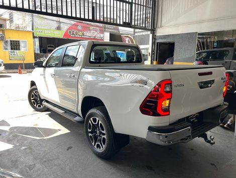 Toyota NOVO HILUX SRV 4X4  2025