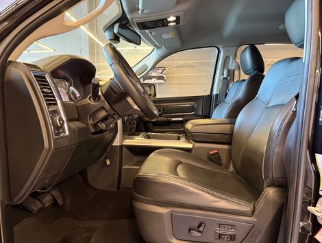 RAM 2500 LARAMIE  6.7 TDI  CD 4x4 Diesel