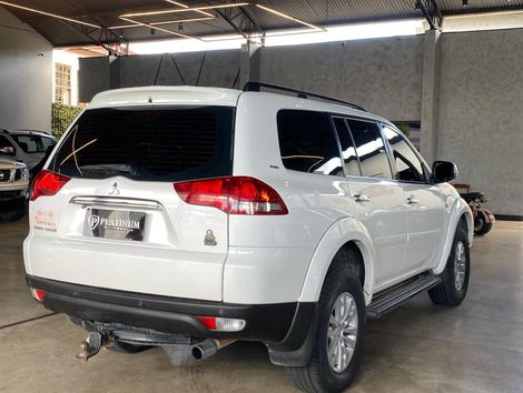 Mitsubishi DAKAR HPE 3.2 4x4 T.I Dies 5p Aut 