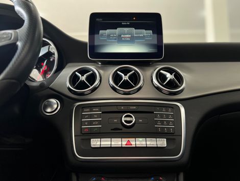 Mercedes GLA 200 Enduro 1.6 TB 16V Flex Aut.