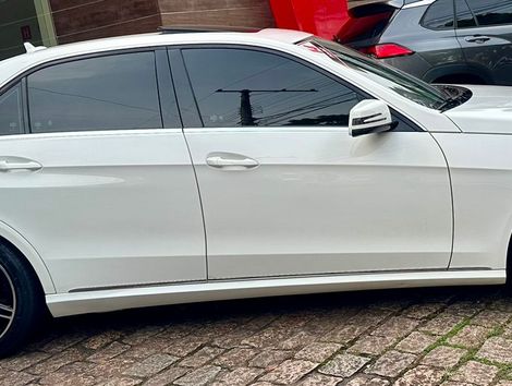 Mercedes E-250 CGI Avantgarde 2.0 TB 211cv Aut.