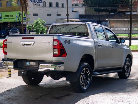 Toyota Hilux CD SRX 4x4 2.8 TDI 16V Diesel Aut.