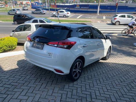 Toyota YARIS XLS 1.5 Flex 16V 5p Aut.