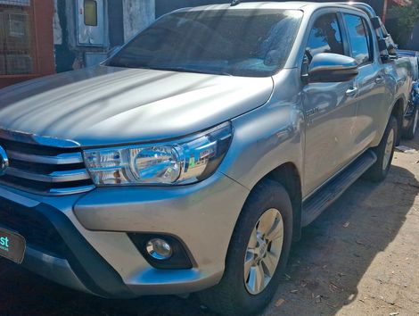 Toyota Hilux CD SRV 4x2 2.7 Flex 16V Aut.