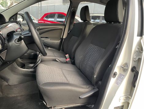 Toyota ETIOS XS Sedan1.5 Flex 16V 4p Mec.