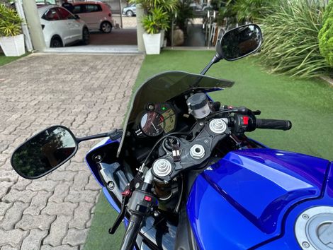 YAMAHA YZF R-1 1000