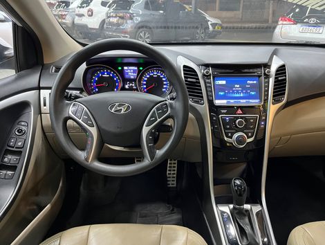 Hyundai i30 1.8 16V Aut. 5p