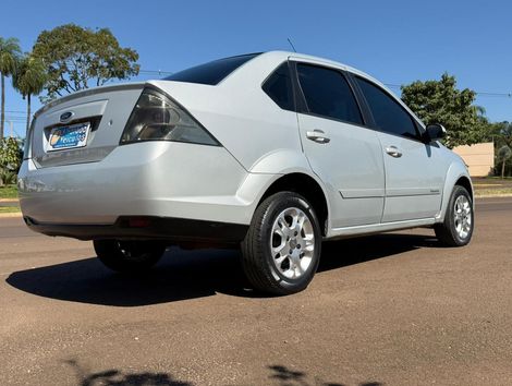 Ford Fiesta Sed. 1.6 8V Flex 4p