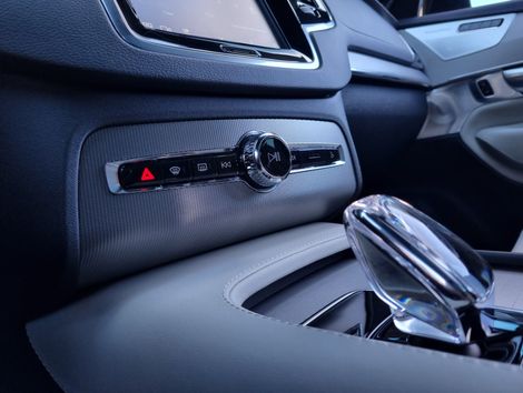 Volvo XC 90 T-8 Ultim. Dark 2.0 AWD (Híbrido)
