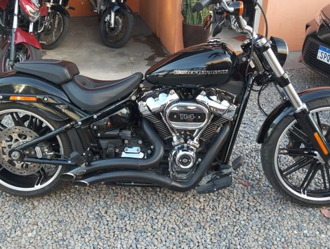 Harley SOFTAIL BREAKOUT FXBRS