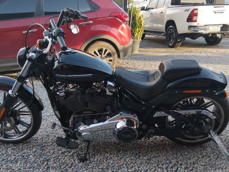 Harley SOFTAIL BREAKOUT FXBRS