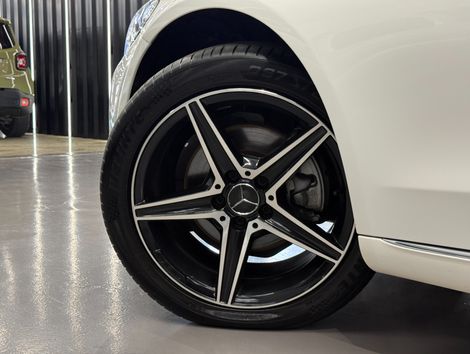 Mercedes C-200 Avantgarde 2.0 TB 16V 184cv Aut.