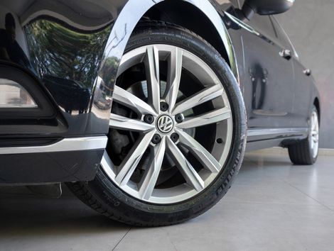 VolksWagen Passat Highline 2.0 TSI 220cv Tip.
