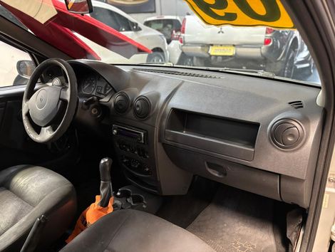 Renault LOGAN Authentique Hi-Flex 1.0 16V 4p