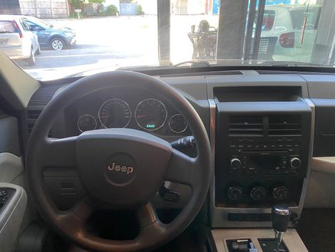 Jeep 3.7 SPORT 4X4 V6 12V GASOLINA 4P AUTOMÁTICO