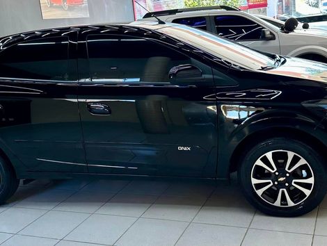 Chevrolet ONIX HATCH LTZ 1.4 8V FlexPower 5p Aut.