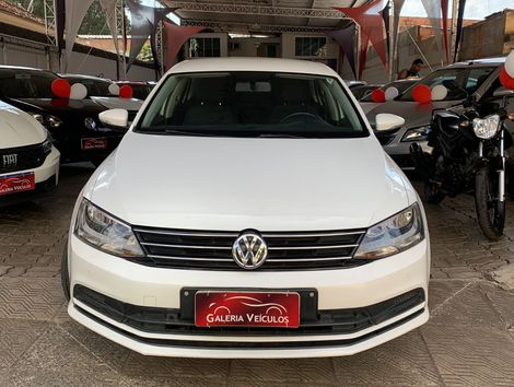 VolksWagen JETTA Comfortline 2.0 T.Flex 8V 4p Tipt.