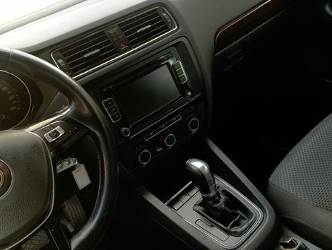 VolksWagen JETTA Comfortline 2.0 T.Flex 8V 4p Tipt.