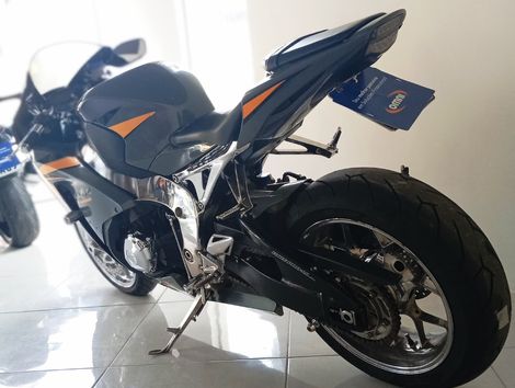 HONDA CBR 1000 RR Fireblade