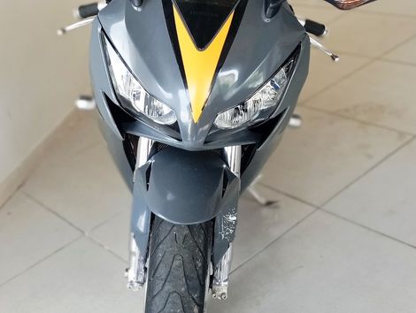 HONDA CBR 1000 RR Fireblade
