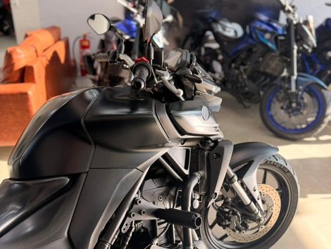 YAMAHA MT-03 321/ABS