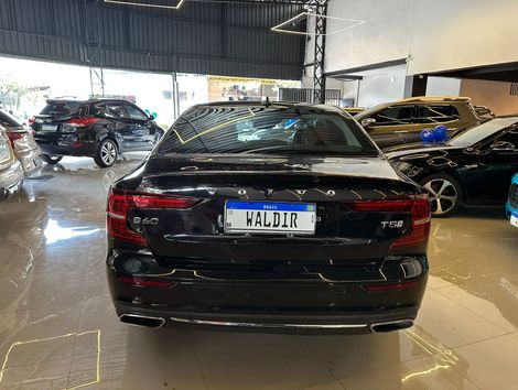 Volvo S60 T-5 INSCRIPTION 2.0 254cv 4p