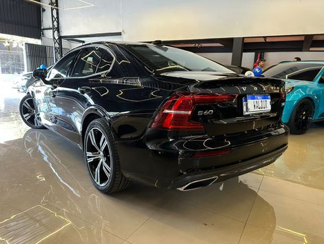 Volvo S60 T-5 INSCRIPTION 2.0 254cv 4p