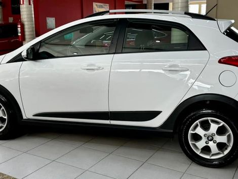 Hyundai HB20X Style 1.6 Flex 16v Mec.