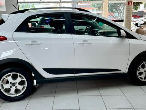 Hyundai HB20X Style 1.6 Flex 16v Mec.