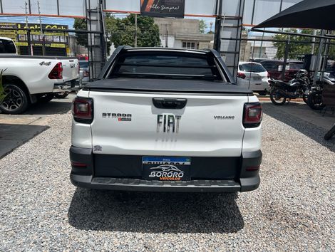 Fiat Strada Volcano 1.3 Flex 8V CD