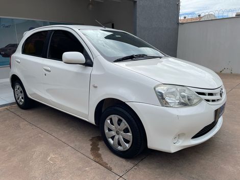 Toyota ETIOS XS  1.3 Flex 16V 5p Mec.