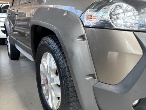 Fiat Palio Week. Adv. Dualogic 1.8 Flex