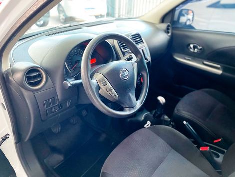 Nissan MARCH SL 1.6 16V Flex Fuel 5p