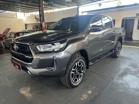 Toyota Hilux CD SRV 4x2 2.7 Flex 16V Aut.
