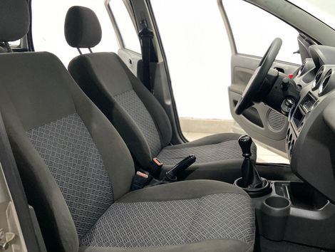 Ford Fiesta Sed. 1.6 8V Flex 4p
