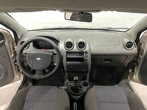 Ford Fiesta Sed. 1.6 8V Flex 4p
