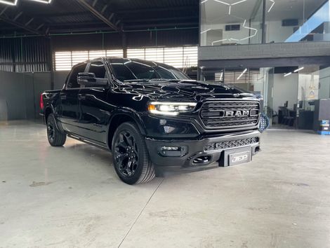RAM 1500 LIMITED NIGHT EDITION 5.7 4x4 Aut.