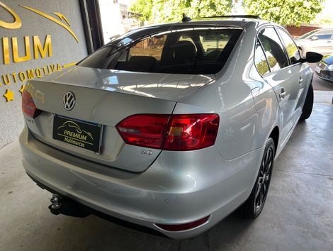 VolksWagen JETTA Comfortline 2.0 T.Flex 8V 4p Tipt.