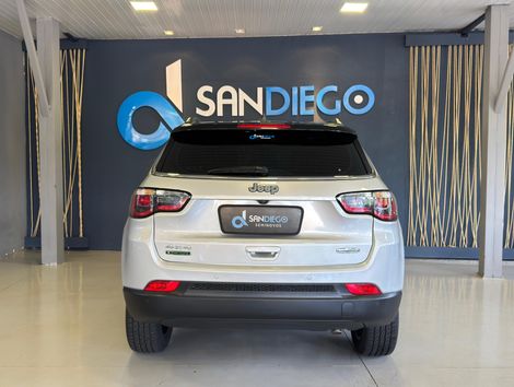 Jeep COMPASS LONGITUDE 2.0 4x4 Dies. 16V Aut.