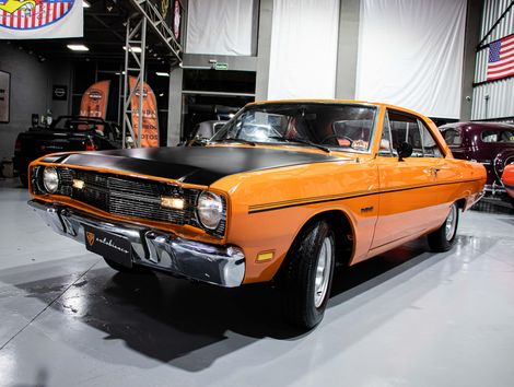 Dodge SE