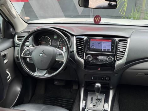 Mitsubishi L200 Triton Sport HPE-S 2.4 CD Dies. Aut